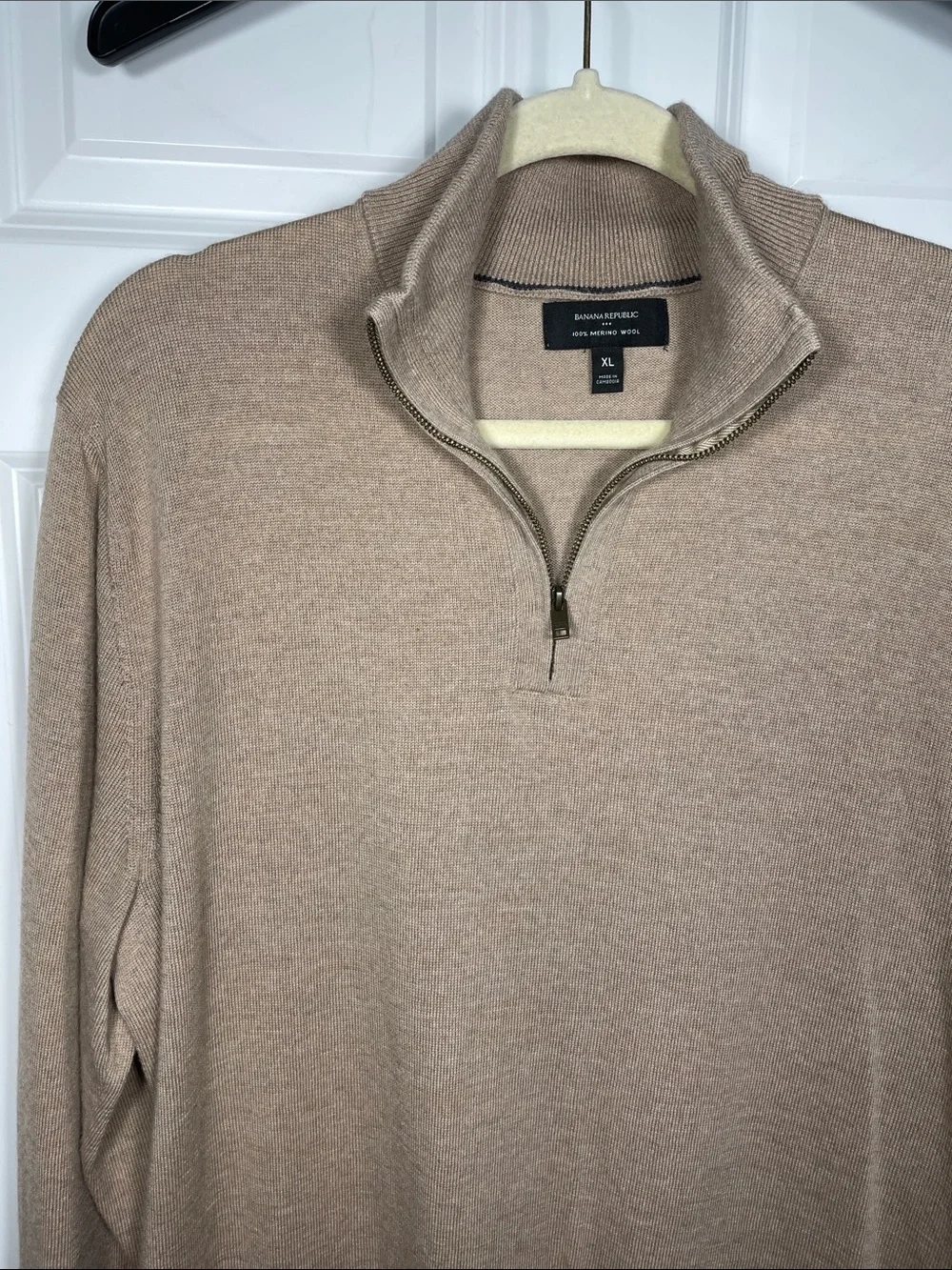Banana Republic Men’s Merino Wool Sweater Size XL Tan Mock Neck Quarter Zip